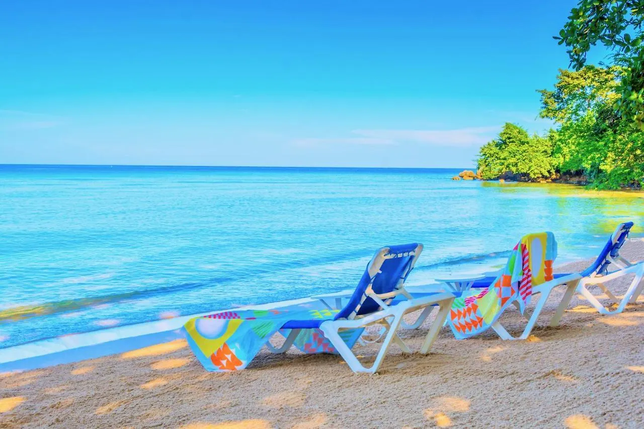 Villa Stunning Ocean View Negril Ferienhaus
